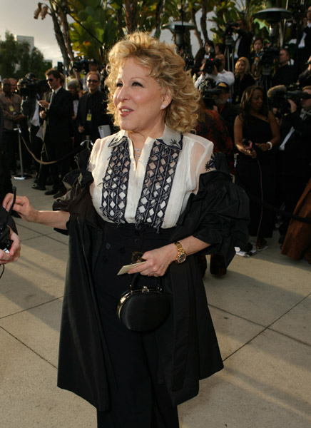 Bette Midler Hits The Hollywood Circuit: Vanity Fair's Oscar Party (Thanks Nicola)