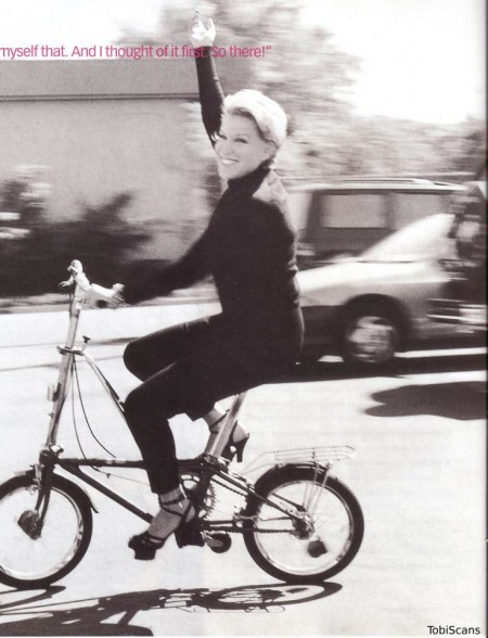 306783_300973783332415_190275907_n