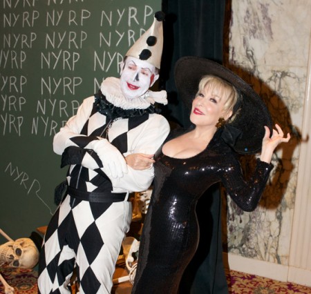 Bette Midler And NYRP Raise 2.2 Million From Hulaween Event