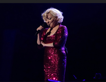 Variety: Bette Midler Proves Sheâ€™s Still Divine at 69 with Staples Center Show (Los Angeles)