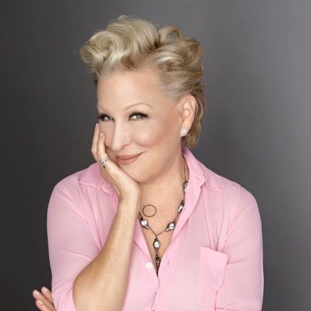 Review: Bette Midler's "A Gift Of Love"