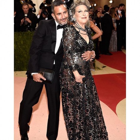 Bette Midler & Marc Jacobs Have A Date At The 2016 Met Gala