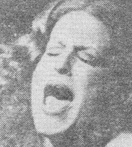 BetteBack April 11, 1973: Bette Midler Flounces And Minces