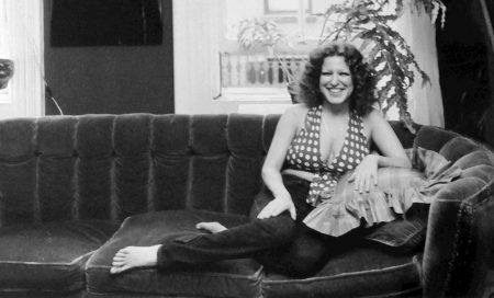 Bette_Midler_1973