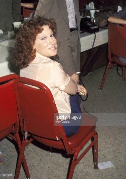BetteBack December 7, 1977: Ol Red Hair: Too Hot To Pass