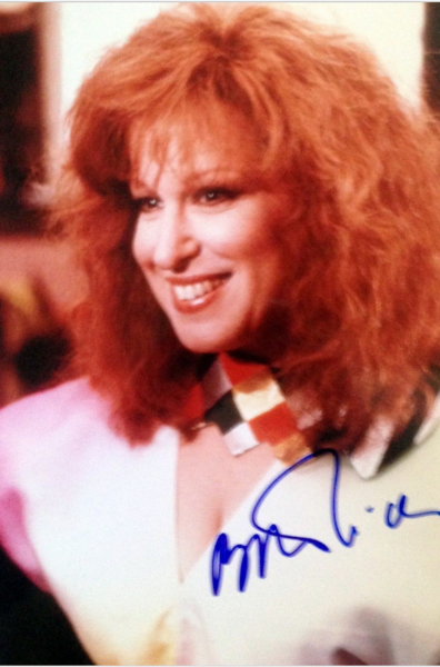 Bette Midler in Ruthless People