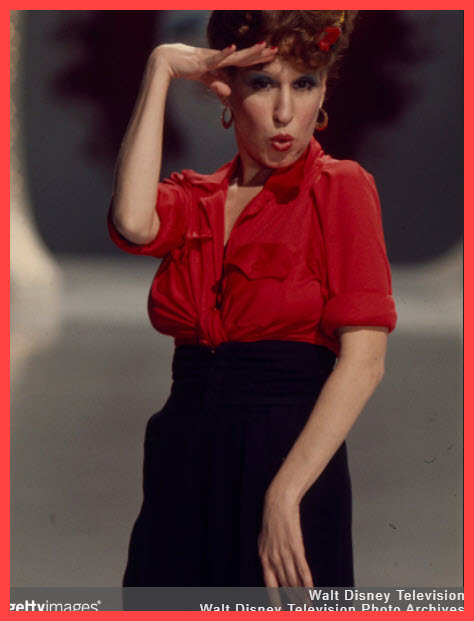 Video And SlideShow: Bette Midler: Boogie Woogie Bugle Boy - The Burt Bacharach Special - Opus 3