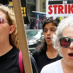 Bette Midler and her Daughter, Sophie, Join The SAG-AFTRA Picket Line