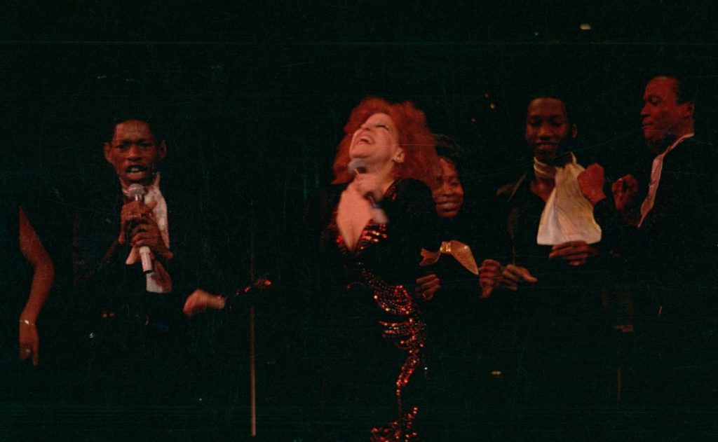 Bette sings Gone AT Last in Clams on Broadway